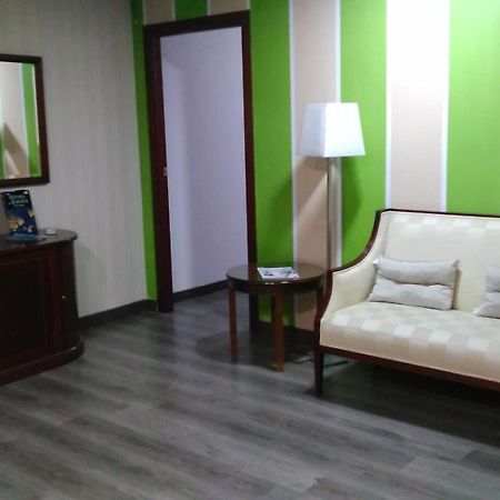 Hotel Nuevo Ara Caces Εξωτερικό φωτογραφία