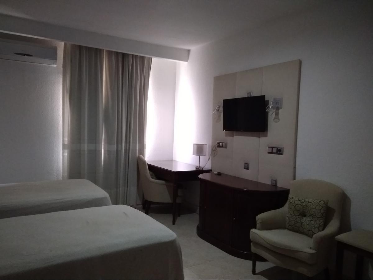 Hotel Nuevo Ara Caces Εξωτερικό φωτογραφία