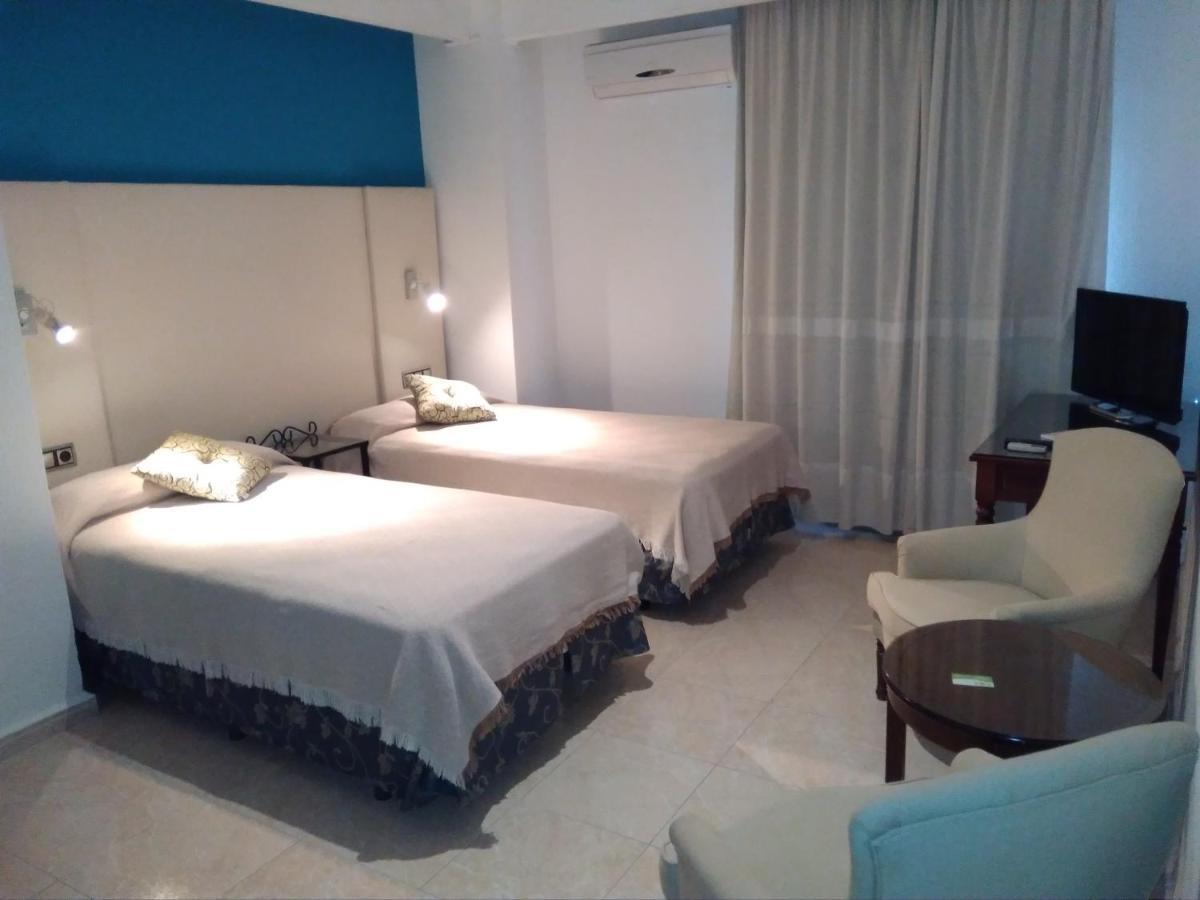 Hotel Nuevo Ara Caces Δωμάτιο φωτογραφία
